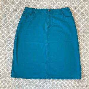Teal Pencil Skirt Bend Over 16P